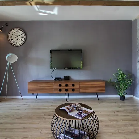 Ferienvilla 'villa Nikolina' Mit Privatem Pool By Interhome Semesterbostad Šišan