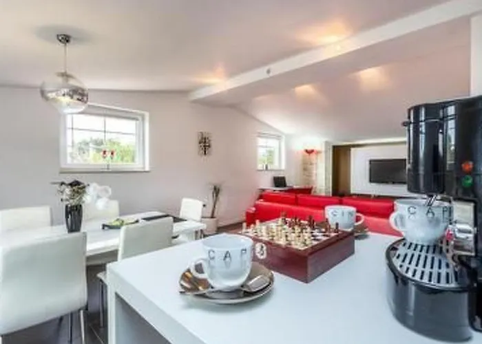 Semesterbostad Ferienvilla 'villa Nikolina' Mit Privatem Pool By Interhome *