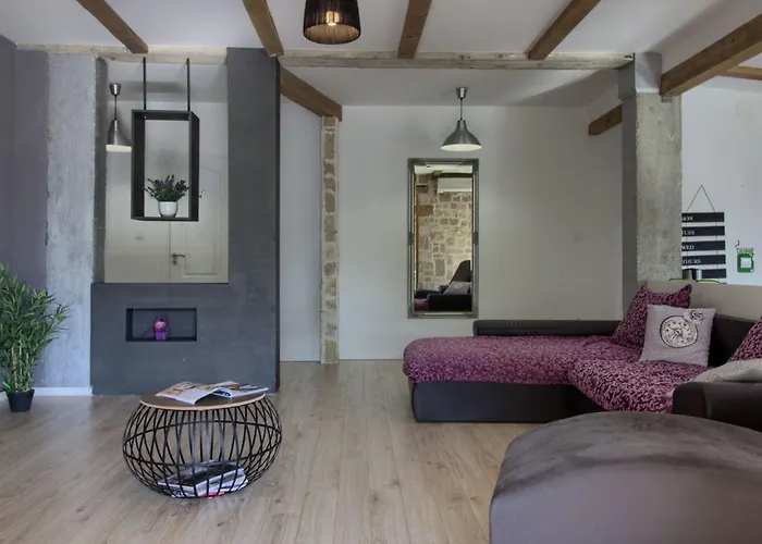 Ferienvilla 'villa Nikolina' Mit Privatem Pool By Interhome *