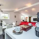 Vakantiehuis Ferienvilla 'villa Nikolina' Mit Privatem Pool By Interhome *
