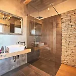 Ferienvilla 'villa Nikolina' Mit Privatem Pool By Interhome Sisan