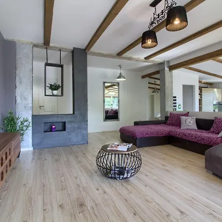 Ferienvilla 'villa Nikolina' Mit Privatem Pool By Interhome *