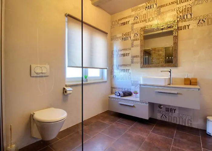 Ferienvilla 'villa Nikolina' Mit Privatem Pool By Interhome Vakantiehuis