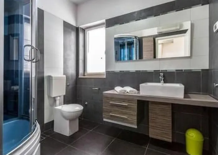 Ferienvilla 'villa Nikolina' Mit Privatem Pool By Interhome Vakantiehuis Šišan